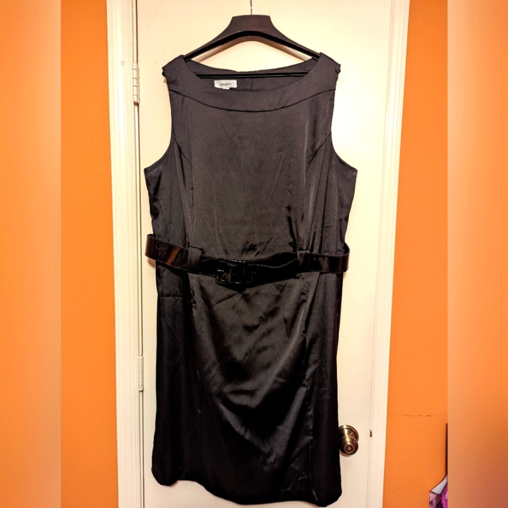 Plus Size Black Satin Belted Dress